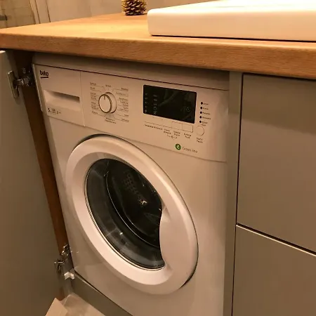 Nowy Apartament, Dobrze Wyposazony, Blisko W Gorki, Dostep Na Kod * Ковары