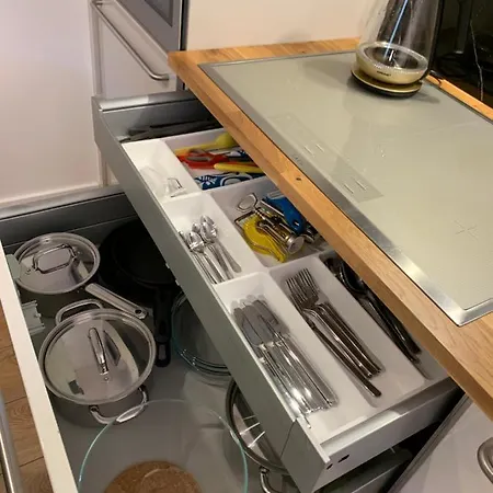 Nowy Apartament, Dobrze Wyposażony, Blisko W Górki, Dostęp Na Kod *