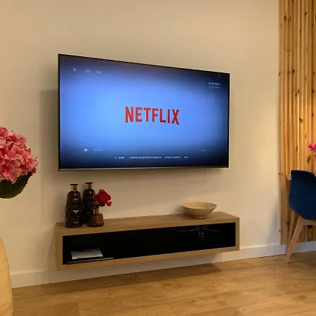 Nowy Apartament, Dobrze Wyposażony, Blisko W Górki, Dostęp Na Kod