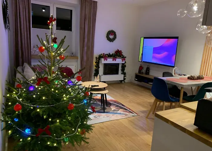 Nowy Apartament, Dobrze Wyposazony, Blisko W Gorki, Dostep Na Kod Lägenhet